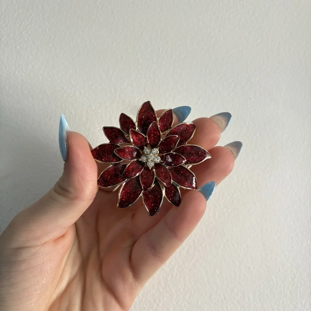 Vintage Brooch Pin Glitter Poinsettia‎ Flower Christmas Holiday Quite Luxury 90s